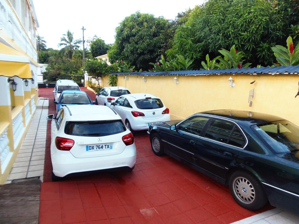 Villa Mancina Capesterre-Belle-Eau Exterior foto